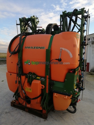 Pulverizador suspendido AMAZONE  UF 1501 TWIN1001