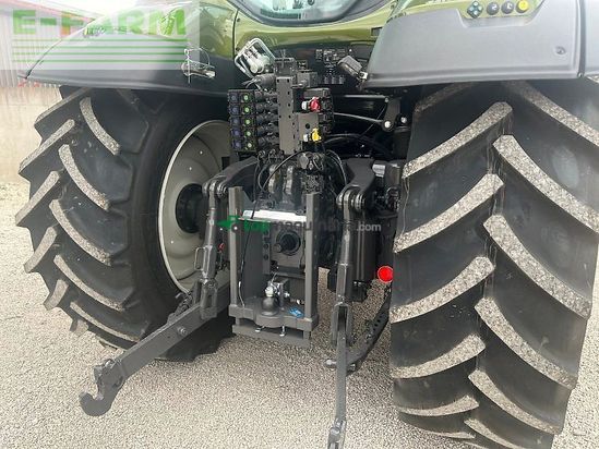 Tractor agrícola - Valtra - t 215d mit rüfa und forstkabine