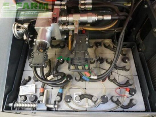 Elevadora - Combilift - cbe3000