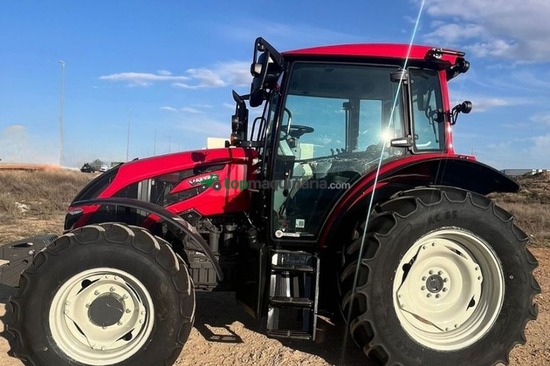 TRACTOR VALTRA A 135 LH (6008)