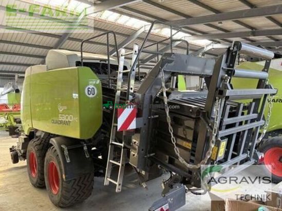 Empacadora gigant - Claas - quadrant 5300 fc t