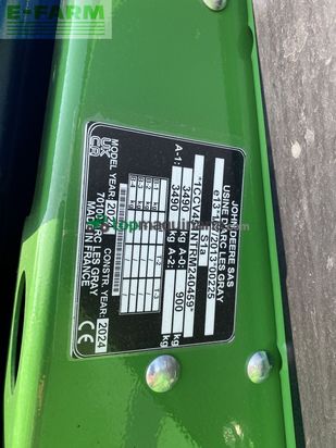 Empacadora gigant - John Deere - v451 m