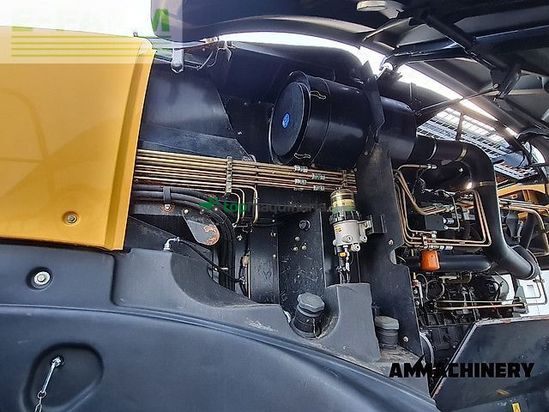 Cosechadora de Cereal - New Holland - fr600