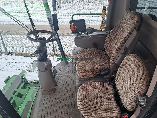 Cosechadora de Cereal - John Deere - t560