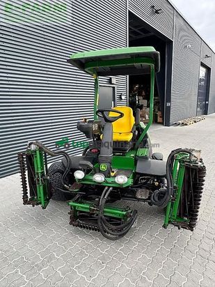 Cosechadora de Cereal - John Deere - 8700