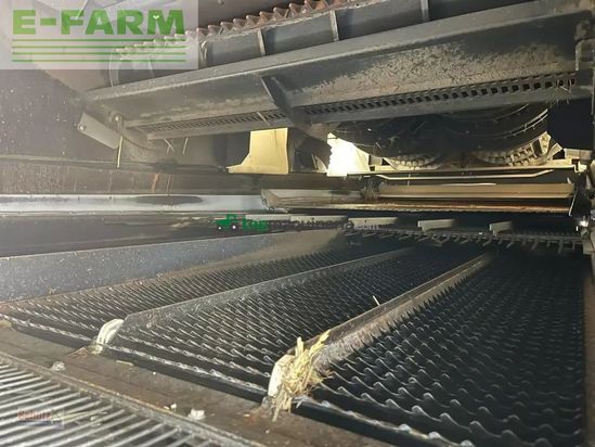 Cosechadora de Cereal - New Holland - cr9080 elevation allrad