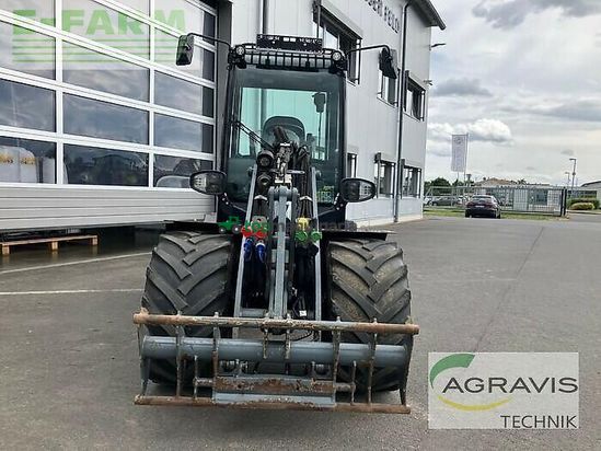 Minicargadora - Giant - g2700 x-tra hd+