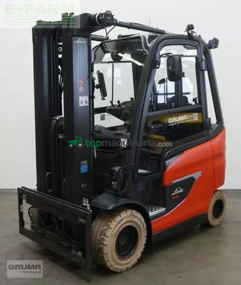 Elevadora - Linde - e 30/600 h 1252