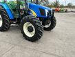 Tractor agrícola - New Holland - t5040 tractor (st25992)