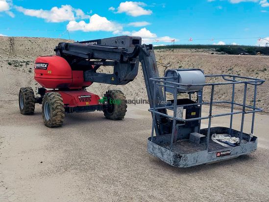 Brazo MANITOU 160ATJ EJE OSCILANTE