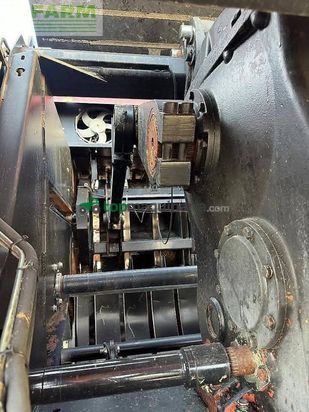 Empacadora gigant - New Holland