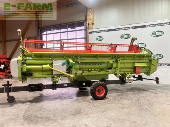 Cabezal - Claas - v 620 mit wagen