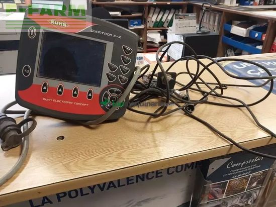 Esparcidor - Kuhn - axis 20.1 w