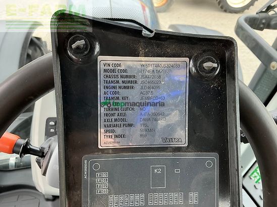Tractor agrícola - Valtra - t174 active tractor (st26000)