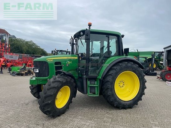 Tractor agrícola - John Deere - 6230