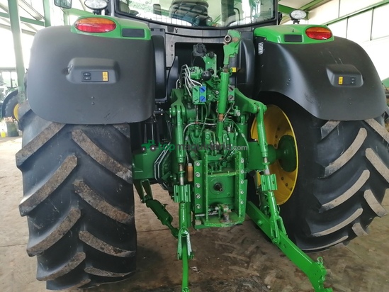 Tractor agrícola - John Deere - 6210R