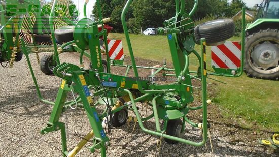 Rastrillo - Krone - vendro kw 462-4