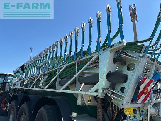 Cuba de purin - Kaweco - schwanenhals 30000 ltr.