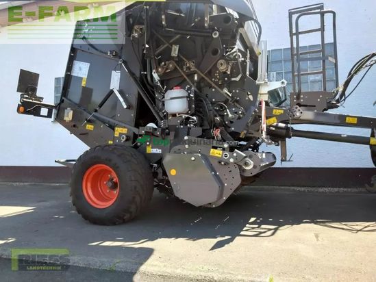 Empacadora gigant - Claas - variant 580 rc pro