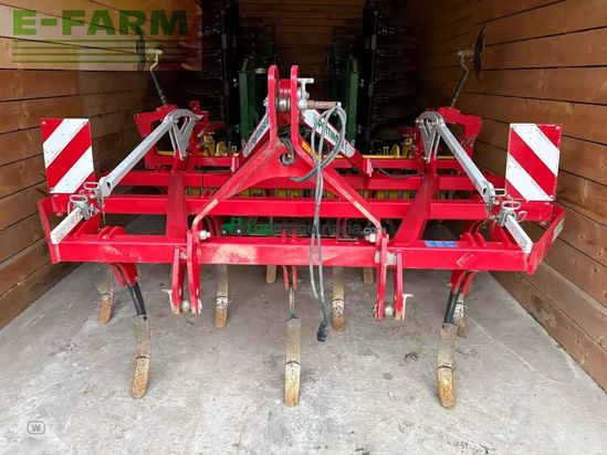 Cultivador - Pöttinger - synkro 3030