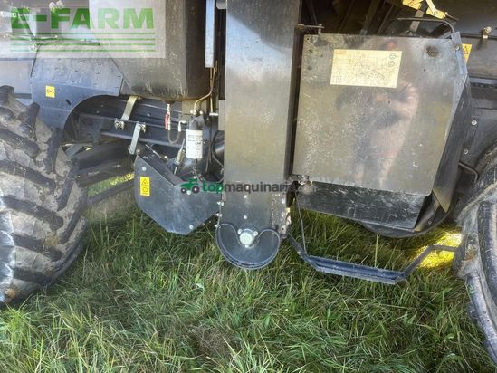 Cosechadora de Cereal - New Holland - CX 8080