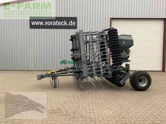 Combinado de siembra -  - wiesenstriegel mit walze und fahrwerk 6m