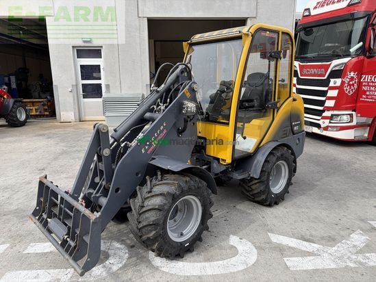 Minicargadora - Eurotrac - w12 mit kabine neuwertig