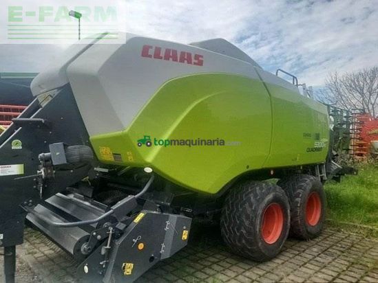Empacadora gigant - Claas - quadrant 5300 rc t
