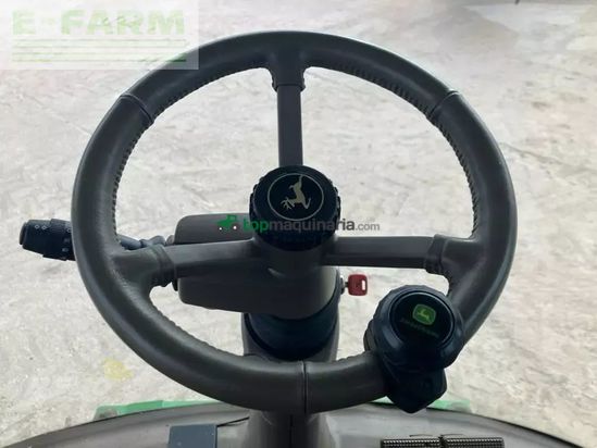 Cosechadora de Cereal - John Deere - 8400