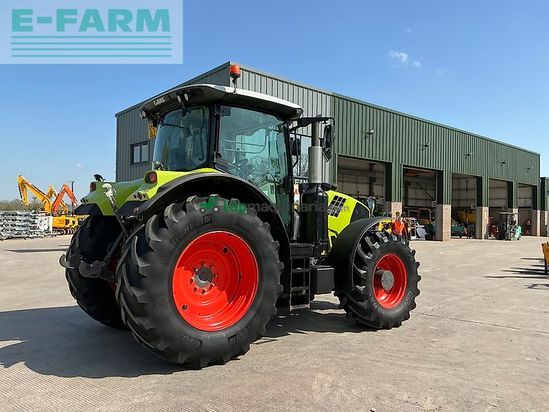 Tractor agrícola - Claas - 650 arion tractor (st26248)