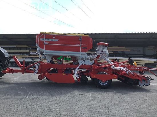 Sembradora - Pöttinger - terrasem 3000 dz
