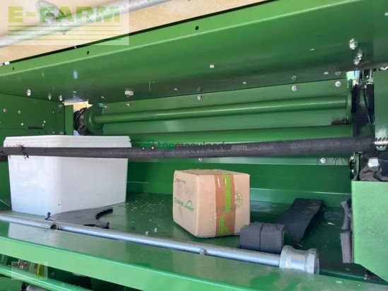Empacadora gigant - Krone - comprima cv150 xc plus
