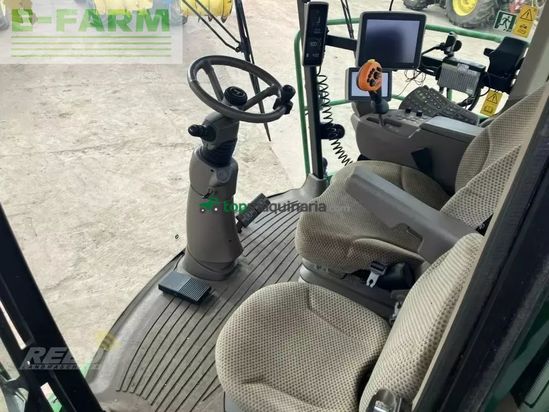 Cosechadora de Cereal - John Deere - 8400