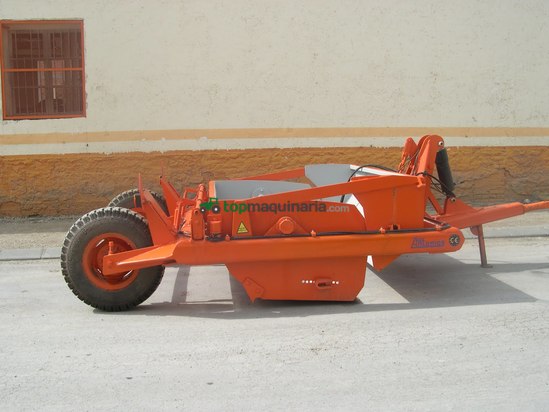 TRAILLA DE VOLTEO MECANICO  LOS ANTONIOS PARA VIÑEDOS Y ARBOLADOS