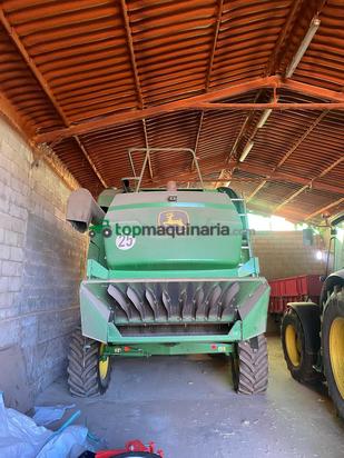 Cosechadora de Cereal - John Deere - W440