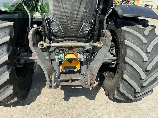 Tractor agrícola - Valtra - n174 unlimited tractor (st27280)