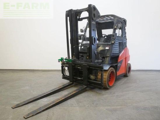 Elevadora - Linde - e 70 1279