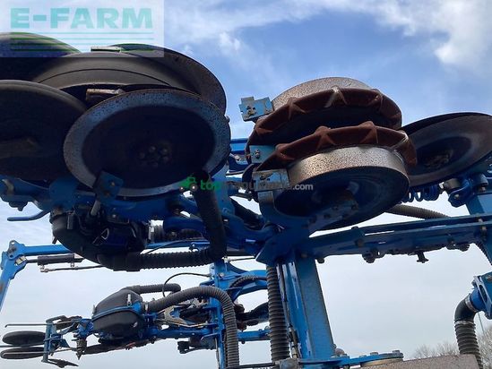 Sembradora - Lemken - azurit 10k inkl. solitair 23 fronttank