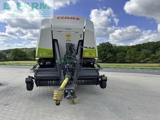 Empacadora gigant - Claas - quadrant 5200 fc tandem