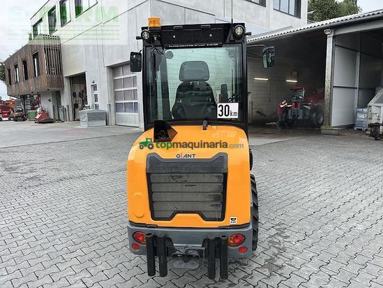 Minicargadora - Giant - g 2700hd+ mit kabine & weidemann hv