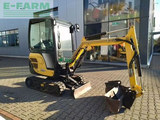 Excavadora - Yanmar - sv18
