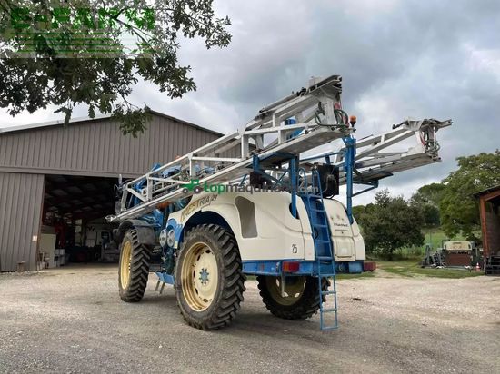 Cosechadora de Cereal - Matrot - maestria 21