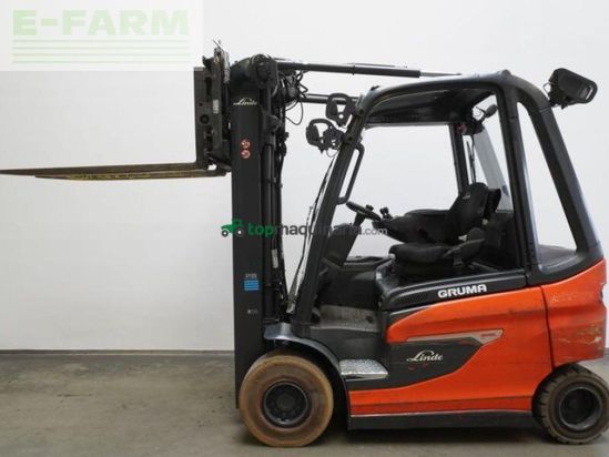 Elevadora - Linde - e 25 1252