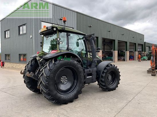 Tractor agrícola - Valtra - g135 active tractor (st26596)
