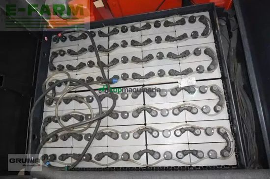 Elevadora - Linde - e 40/600 h 388