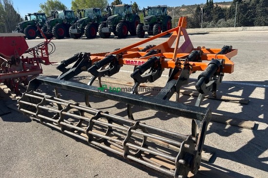 CHISEL SEMICHISEL HERRERO 3 HILERAS 2.95 MTS CON RODILLO CRG