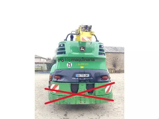 Cosechadora de Cereal - John Deere - 8400i
