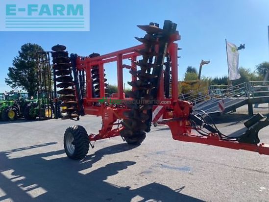 Grada de disco - Gregoire Besson - 44 disques