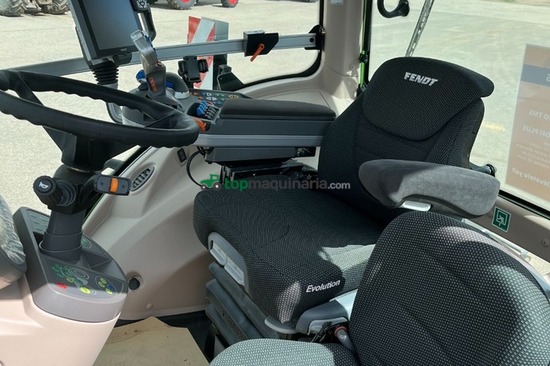 Tractor agrícola FENDT 826 VARIO S4 PROFI+
