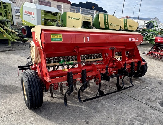 Sembradora en línea convencional - Sola - trisem 194